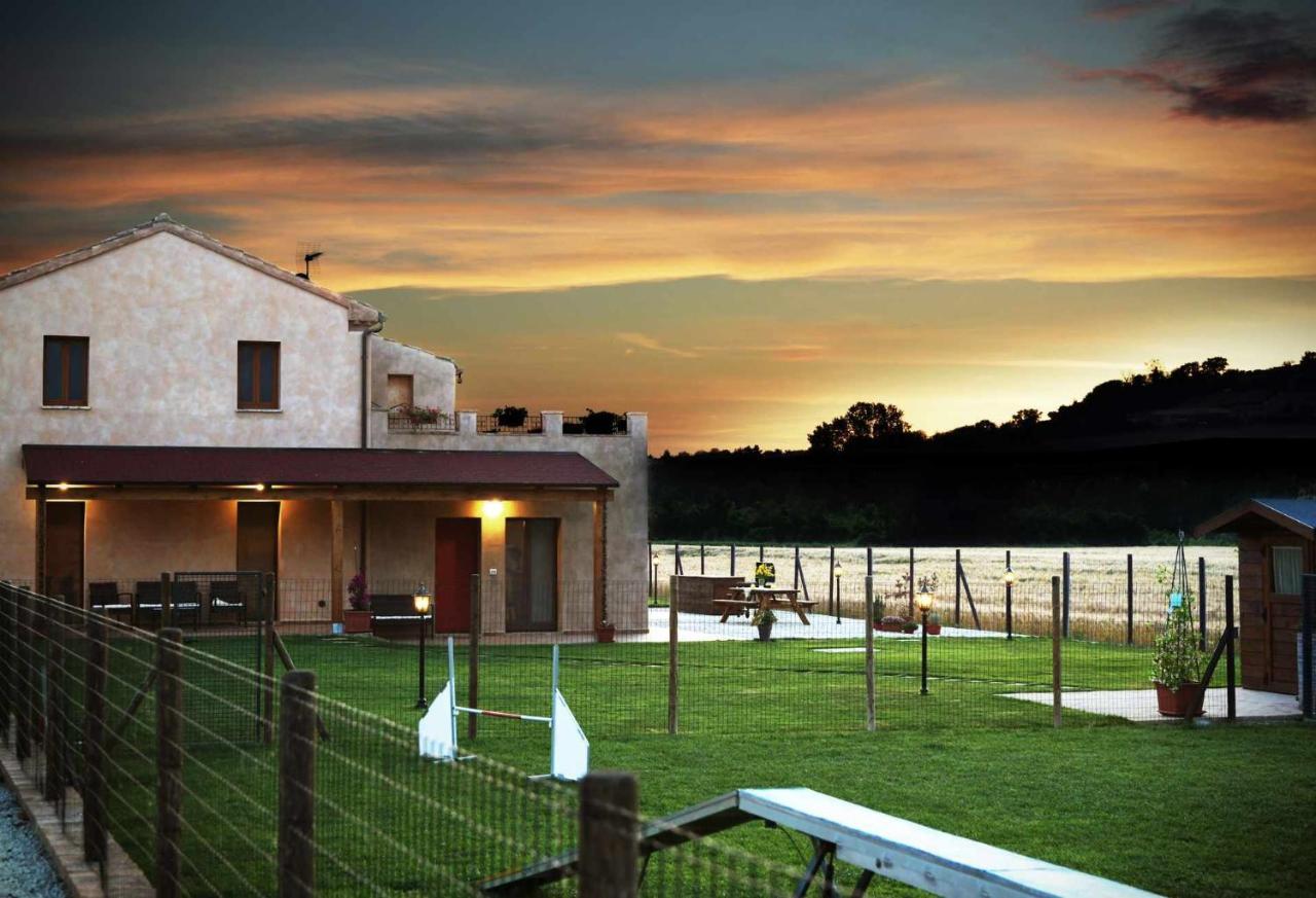 Casa Montefiore 13 Iris Lt Nella Tranquilla Campagna Marchigiana Ancona Buitenkant foto