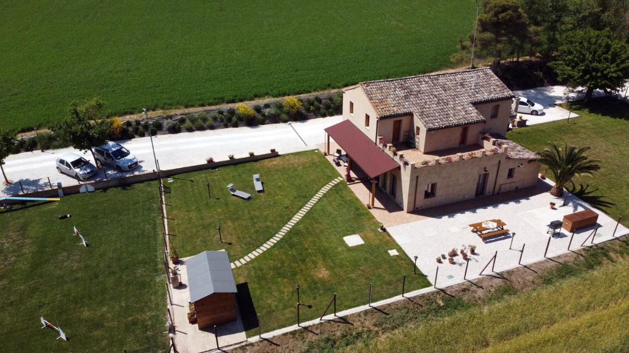 Casa Montefiore 13 Iris Lt Nella Tranquilla Campagna Marchigiana Ancona Buitenkant foto