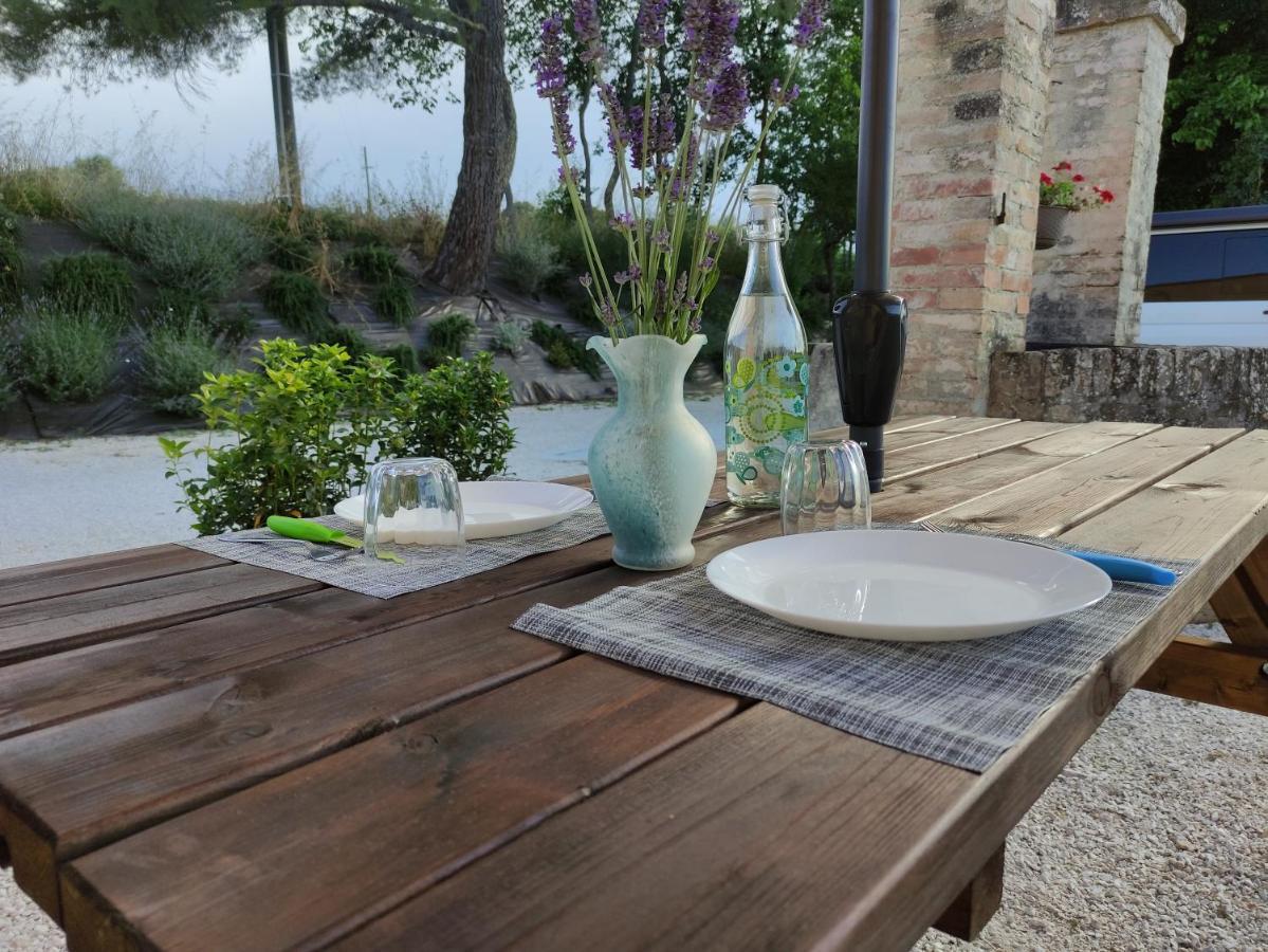 Casa Montefiore 13 Iris Lt Nella Tranquilla Campagna Marchigiana Ancona Buitenkant foto